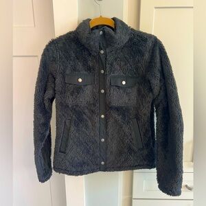 Women’s MARMOT S black fuzzy jacket